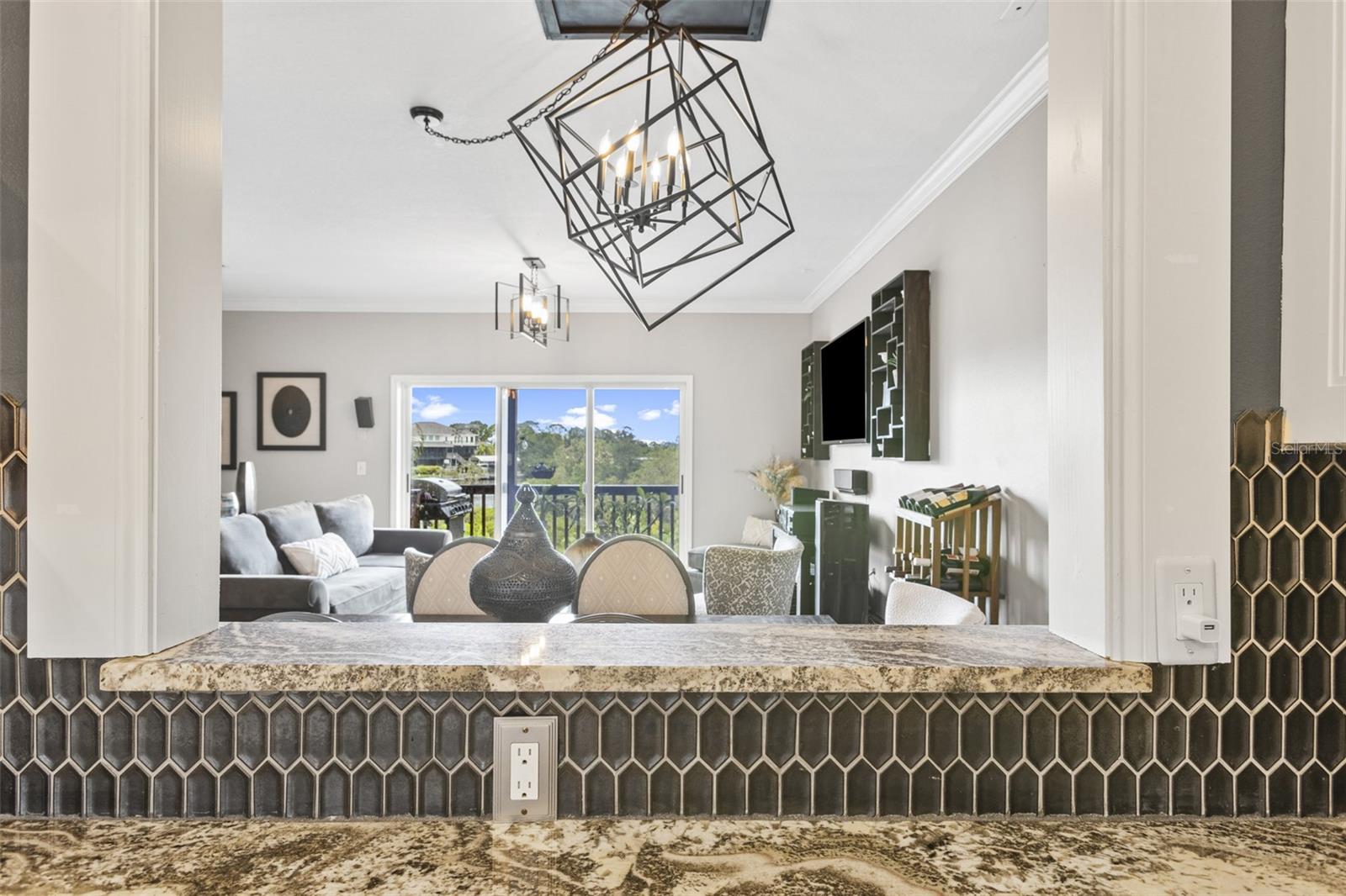 574 RYANS WOODS LN, PALM HARBOR, FL, 34683