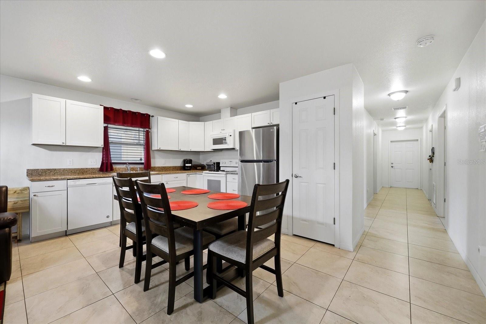 1827 48TH ST S, ST PETERSBURG, FL, 33711