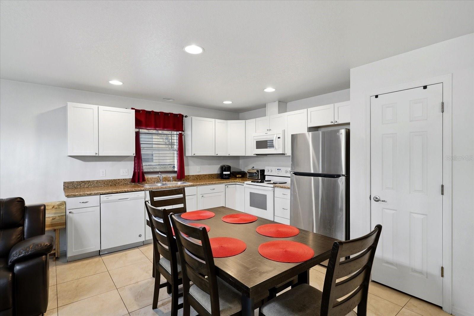 1827 48TH ST S, ST PETERSBURG, FL, 33711