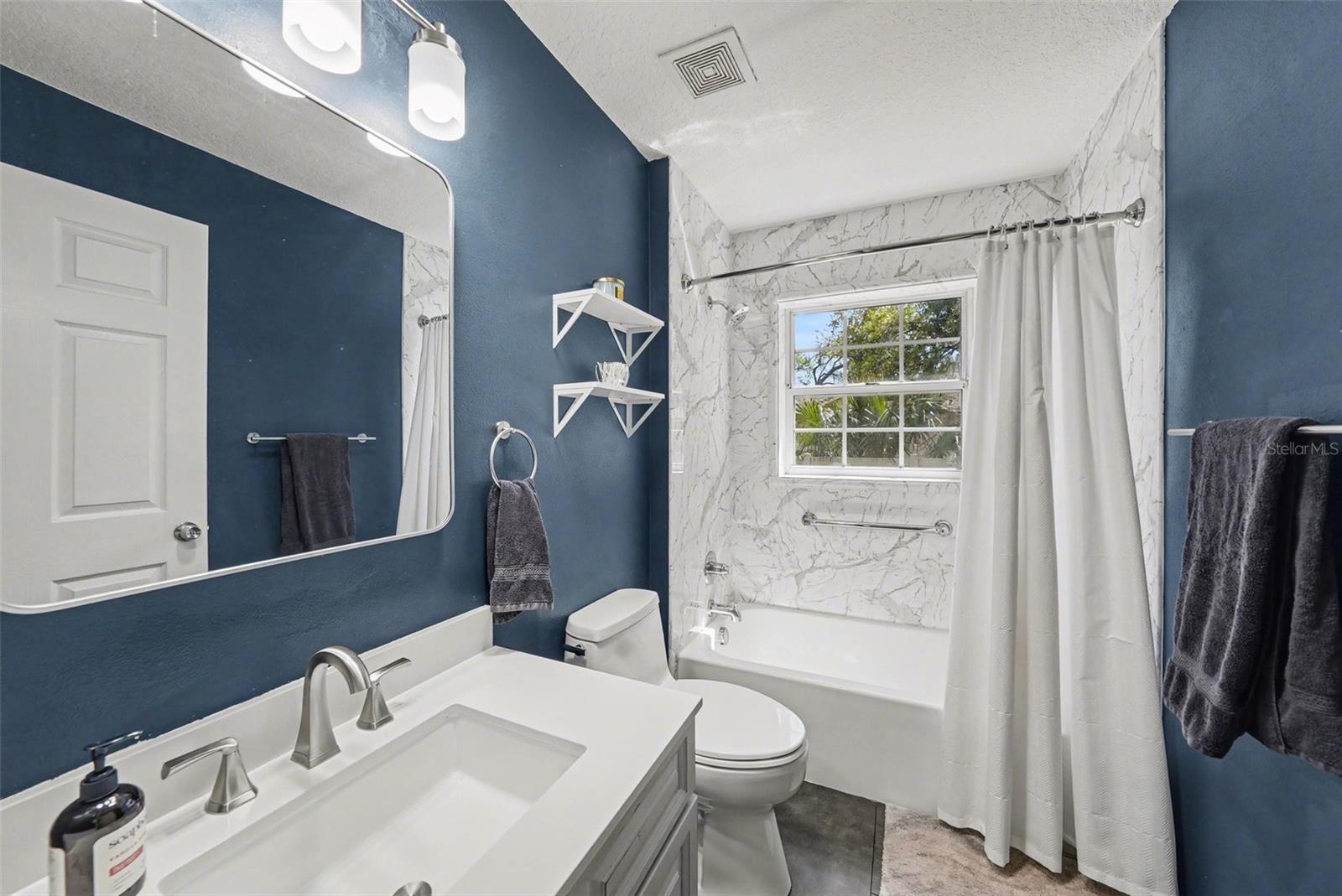 8802 ASHMAN RD, RIVERVIEW, FL, 33578