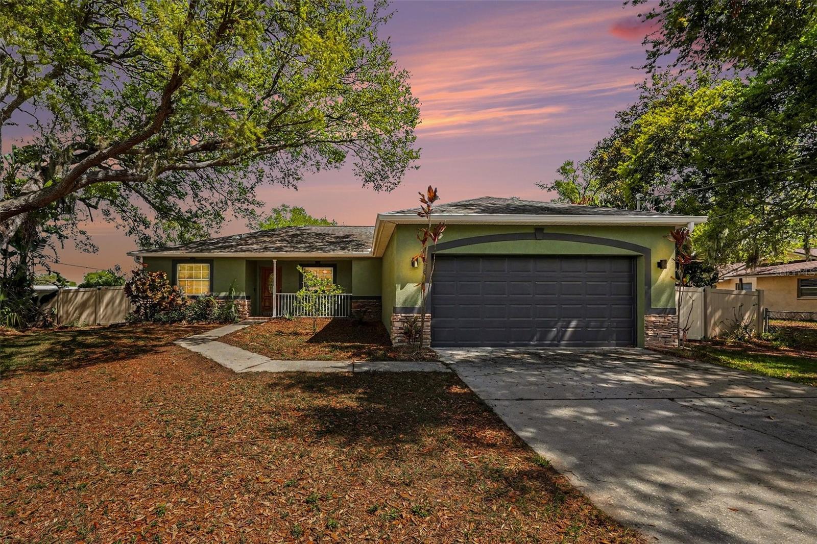 8802 ASHMAN RD, RIVERVIEW, FL, 33578