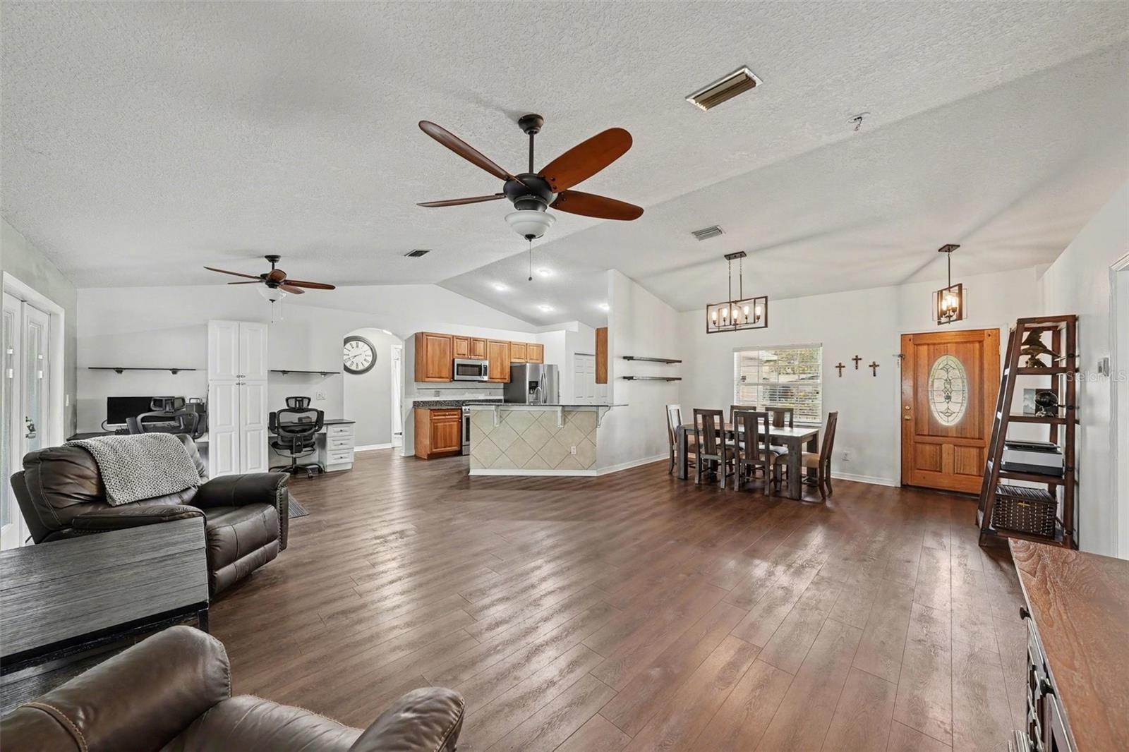 8802 ASHMAN RD, RIVERVIEW, FL, 33578