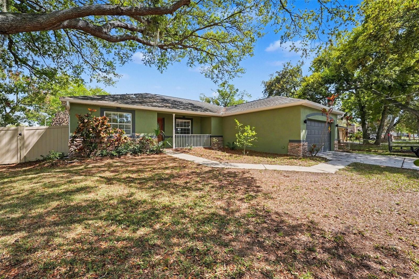 8802 ASHMAN RD, RIVERVIEW, FL, 33578