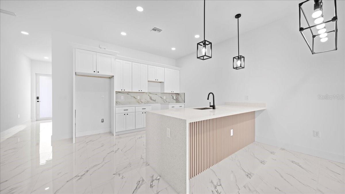 1323/1325 NE 8TH PL, CAPE CORAL, FL, 33909