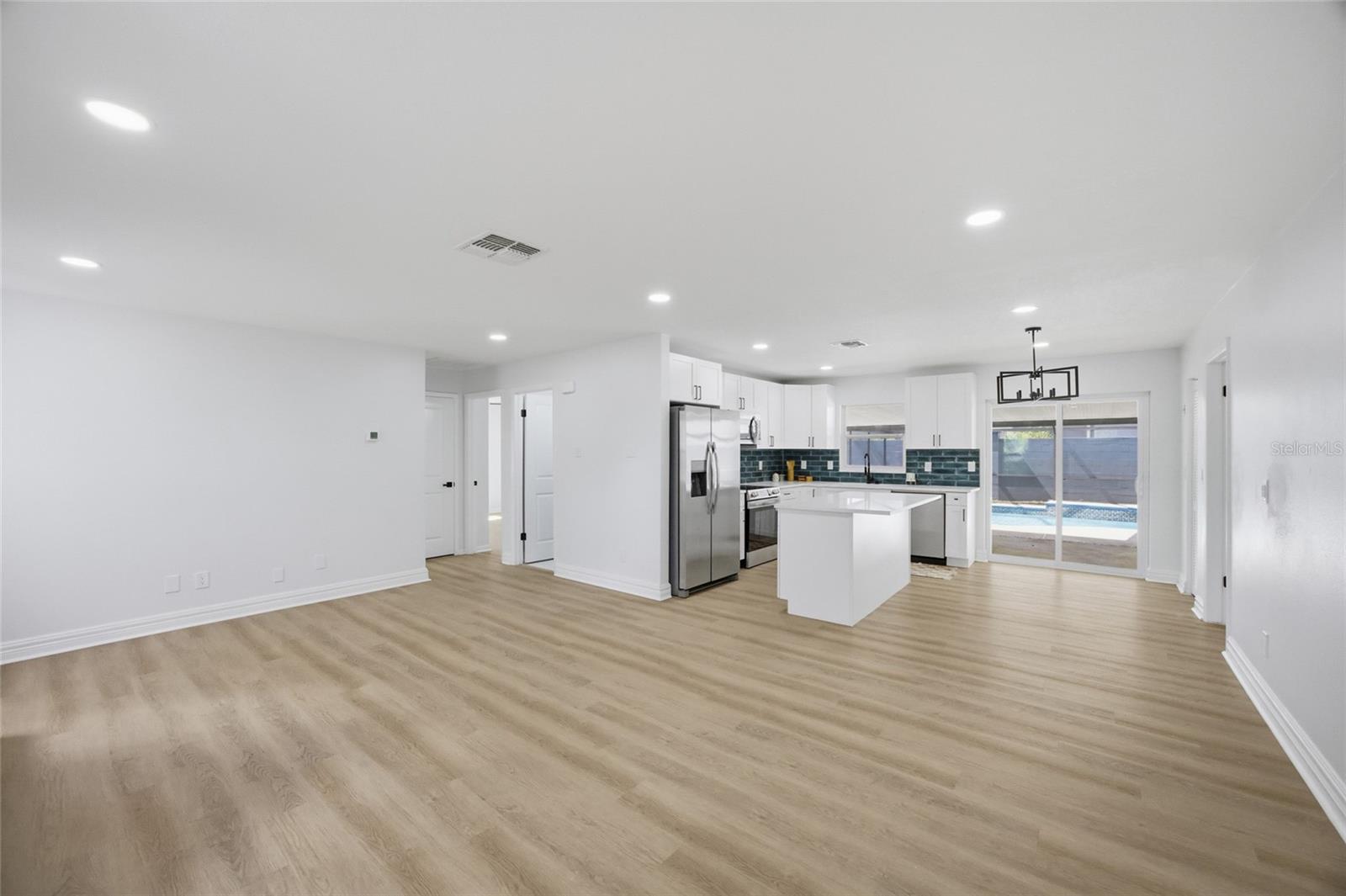 8803 VAN FLEET RD, RIVERVIEW, FL, 33578