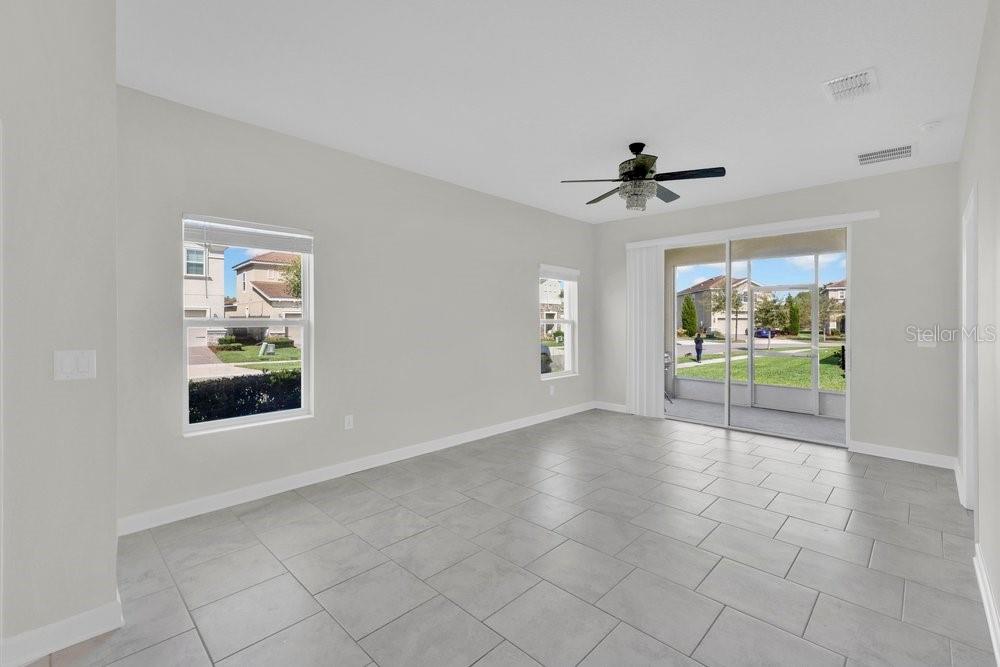 1051 QUAKER RIDGE LN, DAVENPORT, FL, 33896