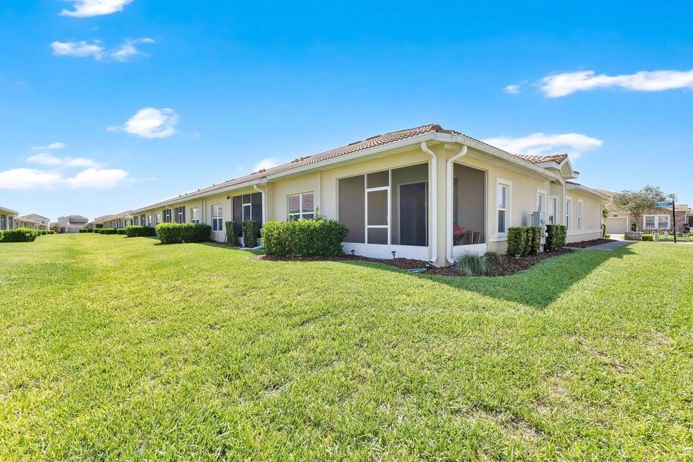 1051 QUAKER RIDGE LN, DAVENPORT, FL, 33896