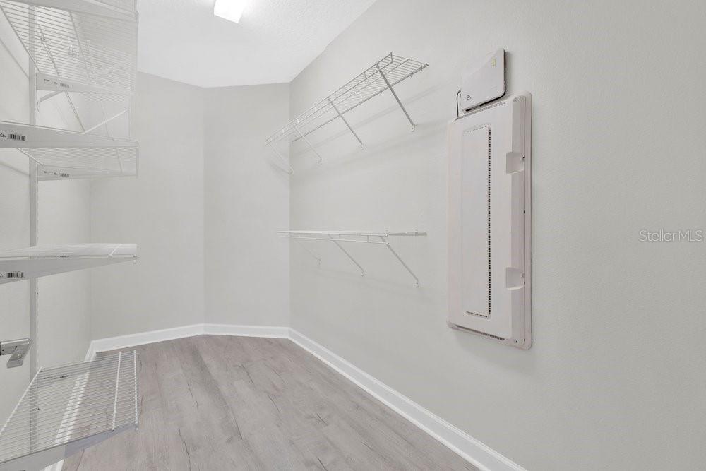 1051 QUAKER RIDGE LN, DAVENPORT, FL, 33896