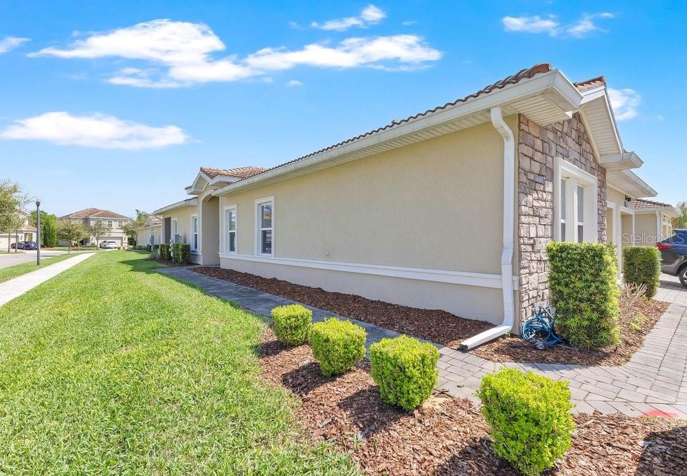 1051 QUAKER RIDGE LN, DAVENPORT, FL, 33896