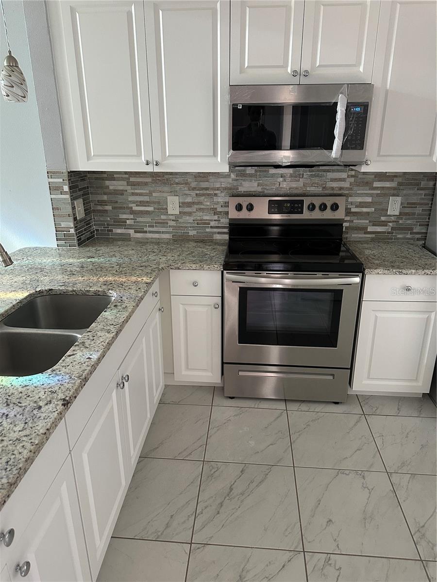3299 SANDY SHORE LN, KISSIMMEE, FL, 34743