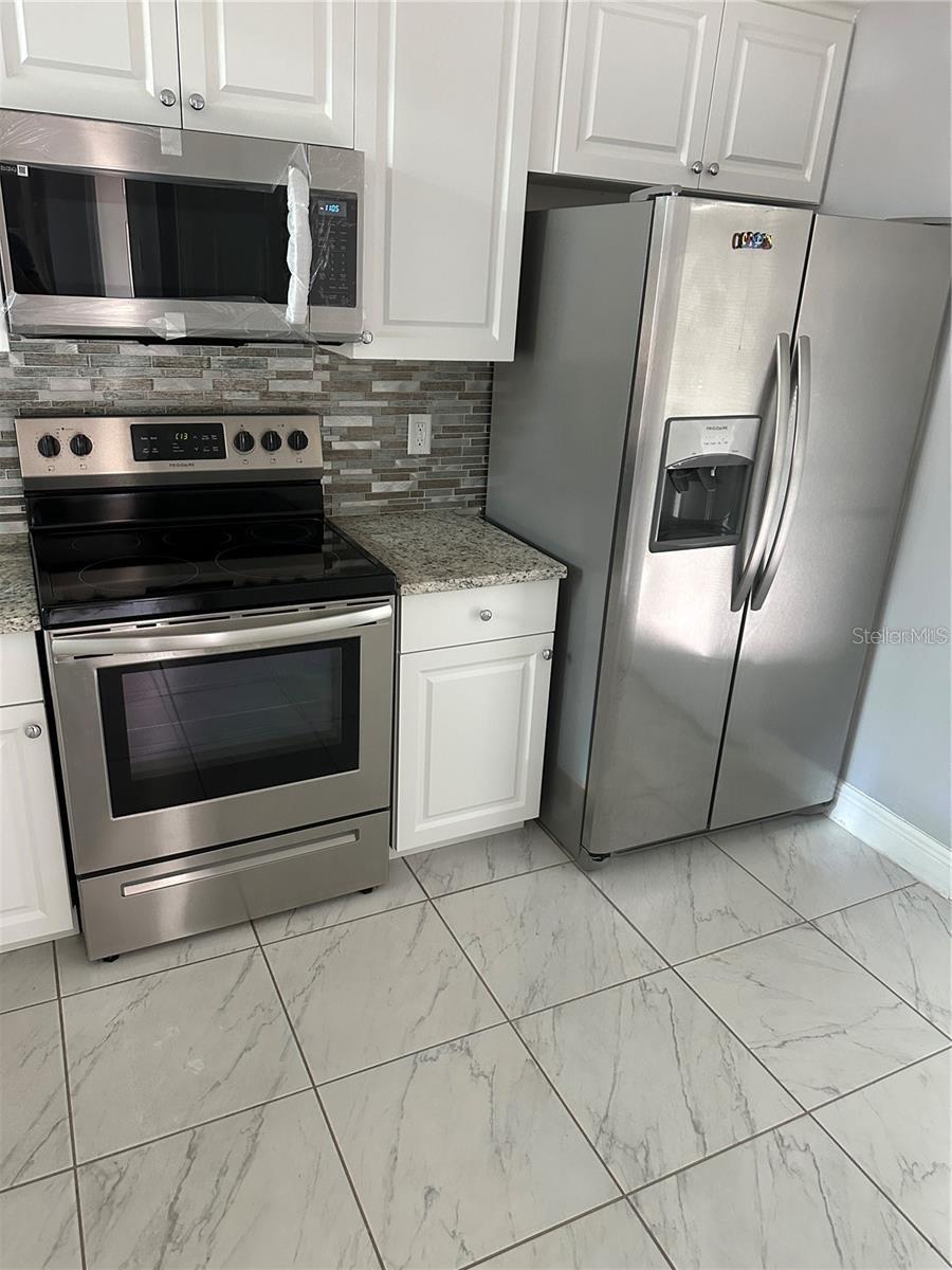 3299 SANDY SHORE LN, KISSIMMEE, FL, 34743