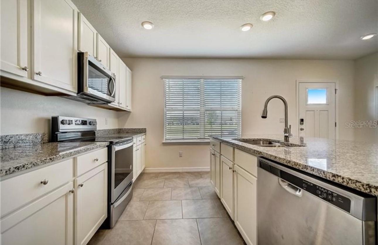 9133 MELLOW CORAL ST, WINTER GARDEN, FL, 34787