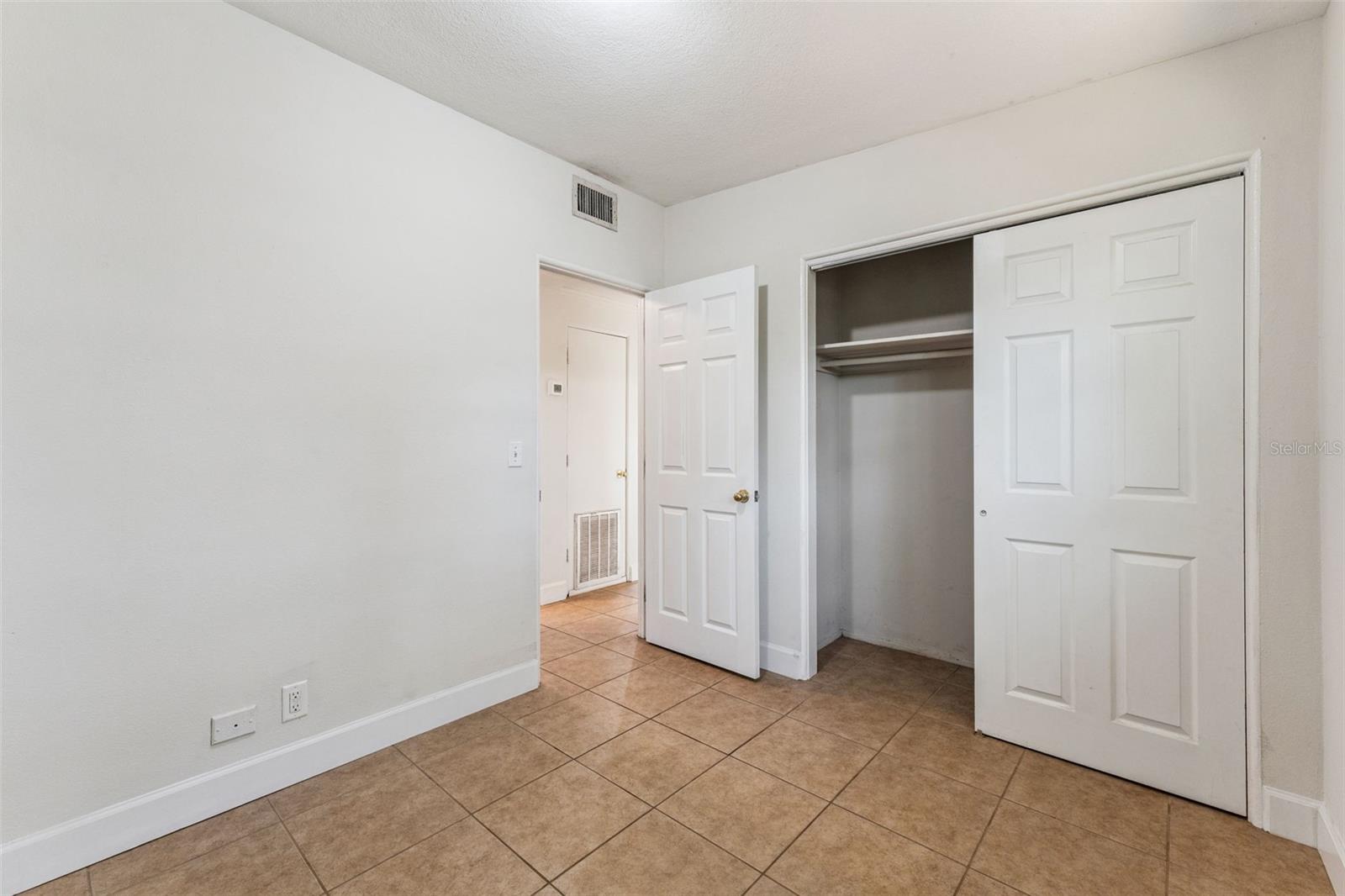 205 OAKLAND AVE, SANFORD, FL, 32773