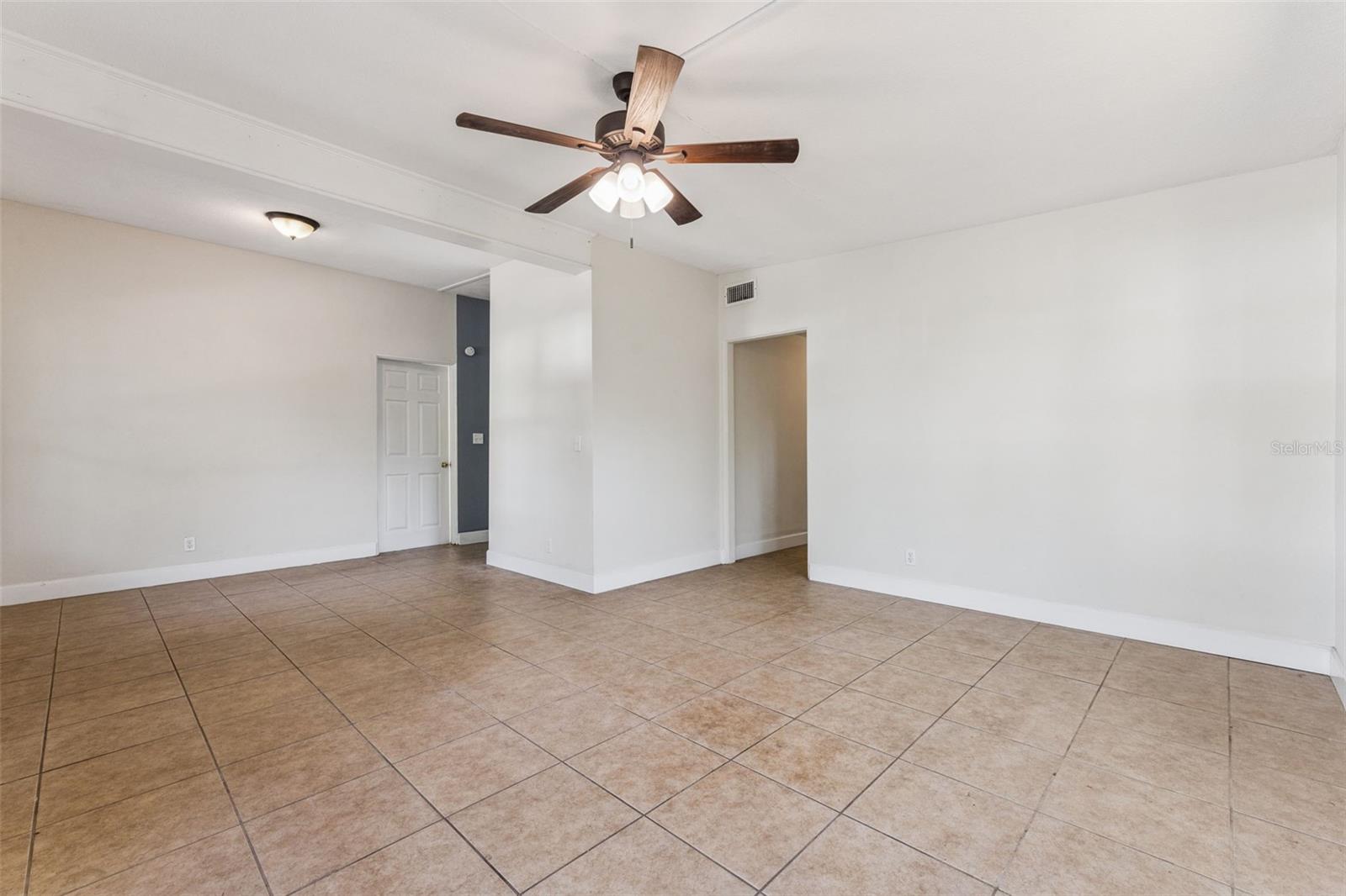 205 OAKLAND AVE, SANFORD, FL, 32773