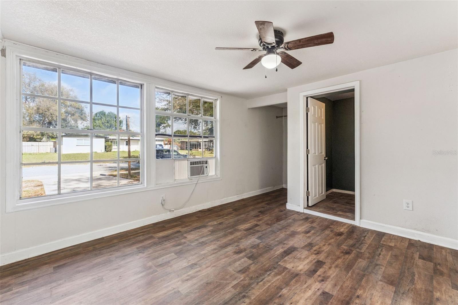 205 OAKLAND AVE, SANFORD, FL, 32773
