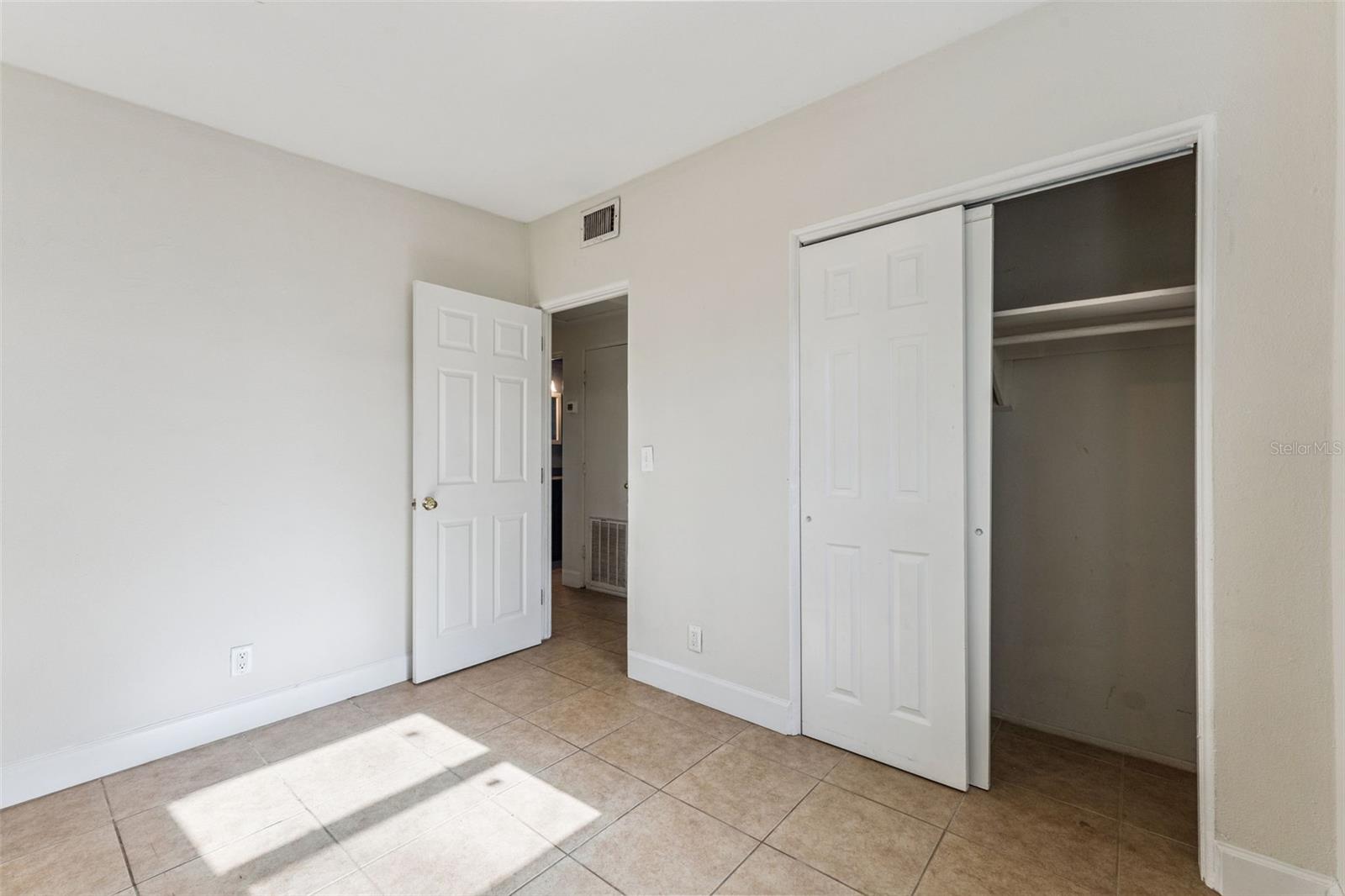 205 OAKLAND AVE, SANFORD, FL, 32773