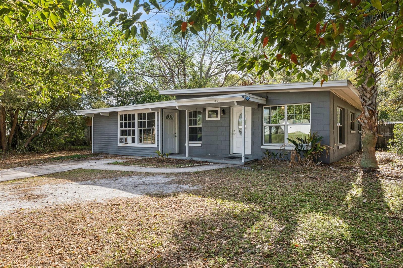 205 OAKLAND AVE, SANFORD, FL, 32773