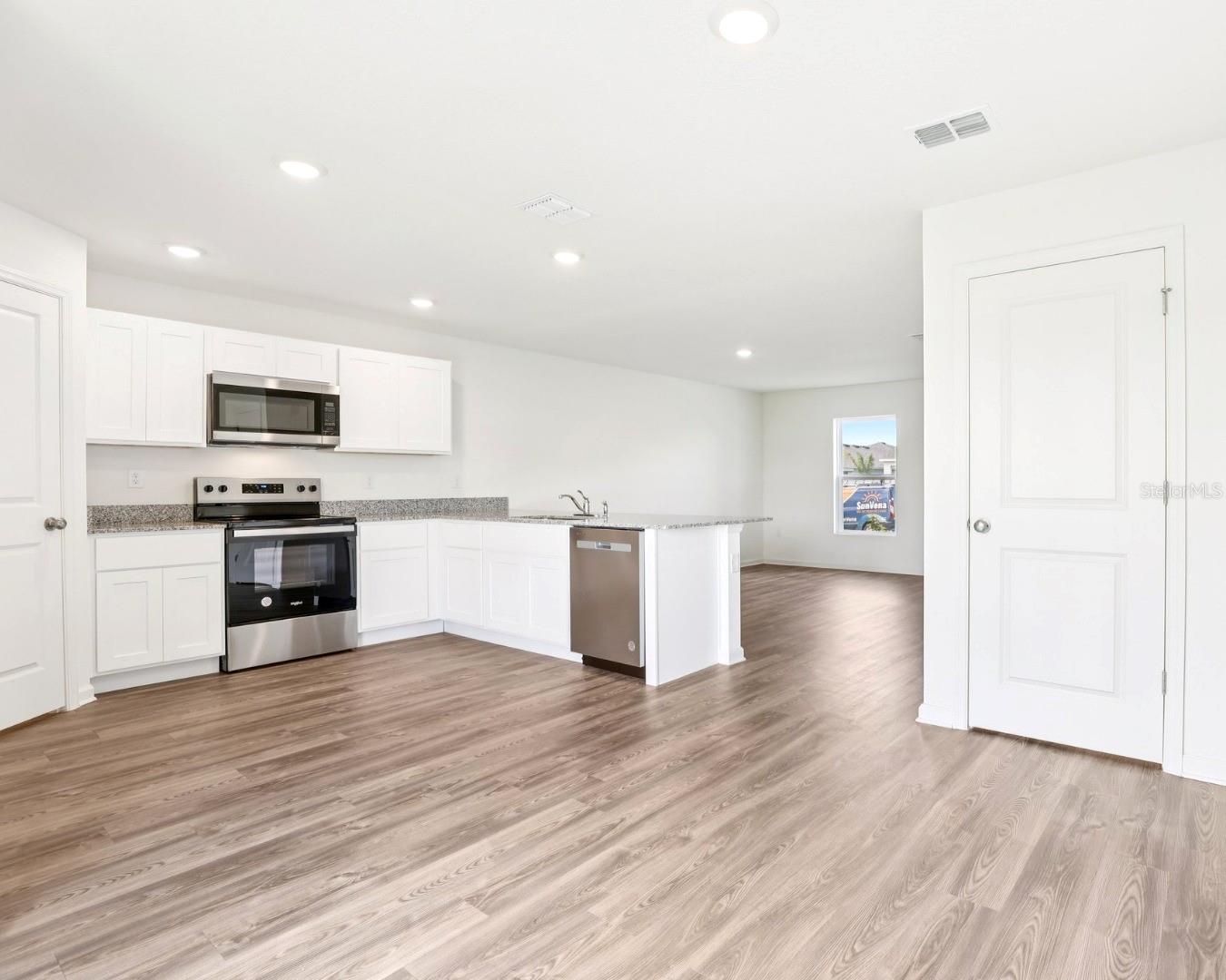 673 HILLVIEW LOOP, HAINES CITY, FL, 33844