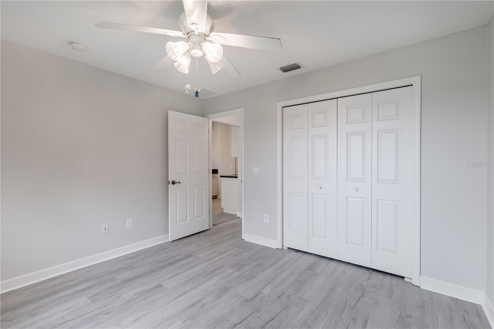 3804 BAYSHORE CIR, TAVARES, FL, 32778