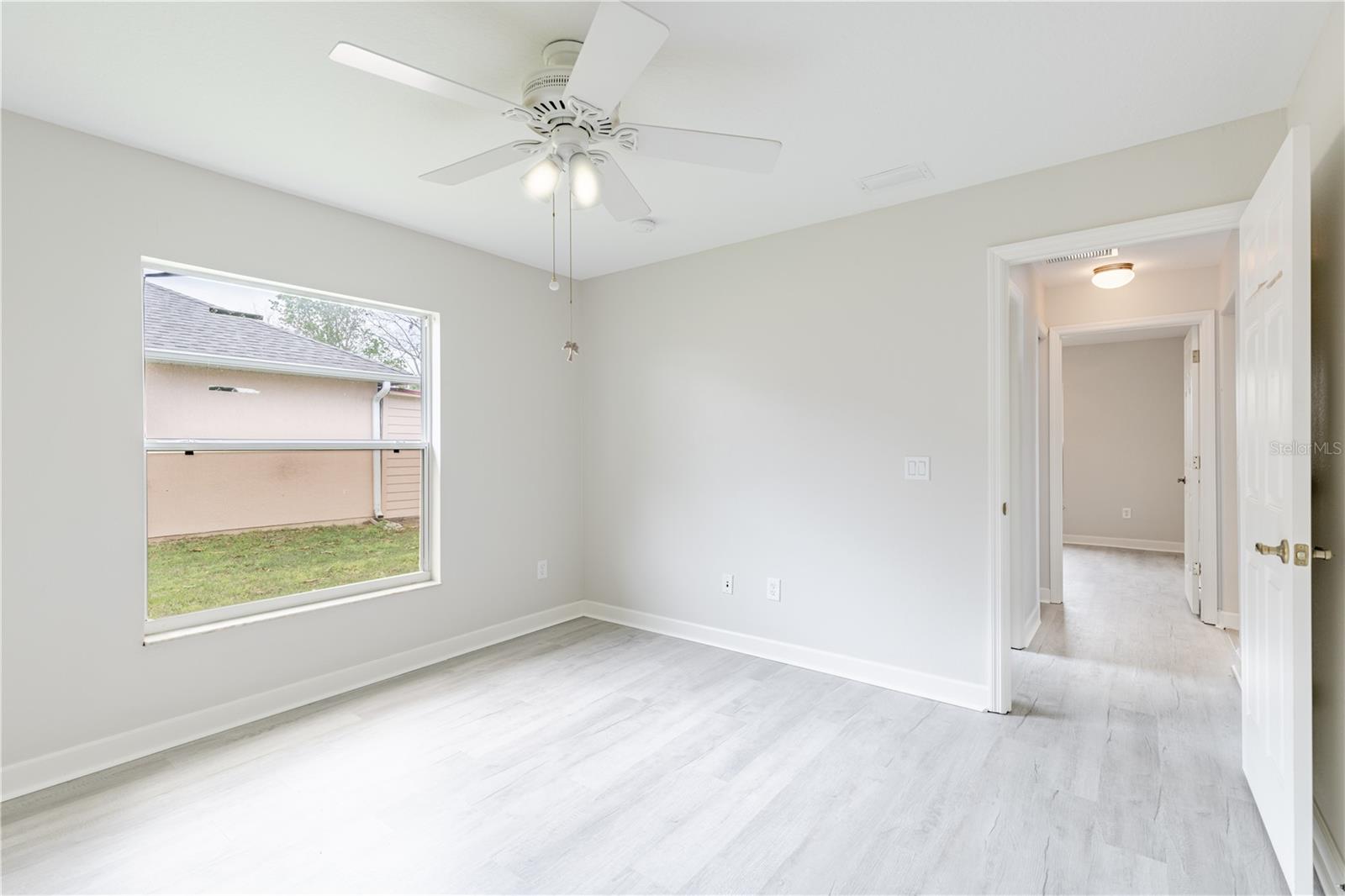 3804 BAYSHORE CIR, TAVARES, FL, 32778