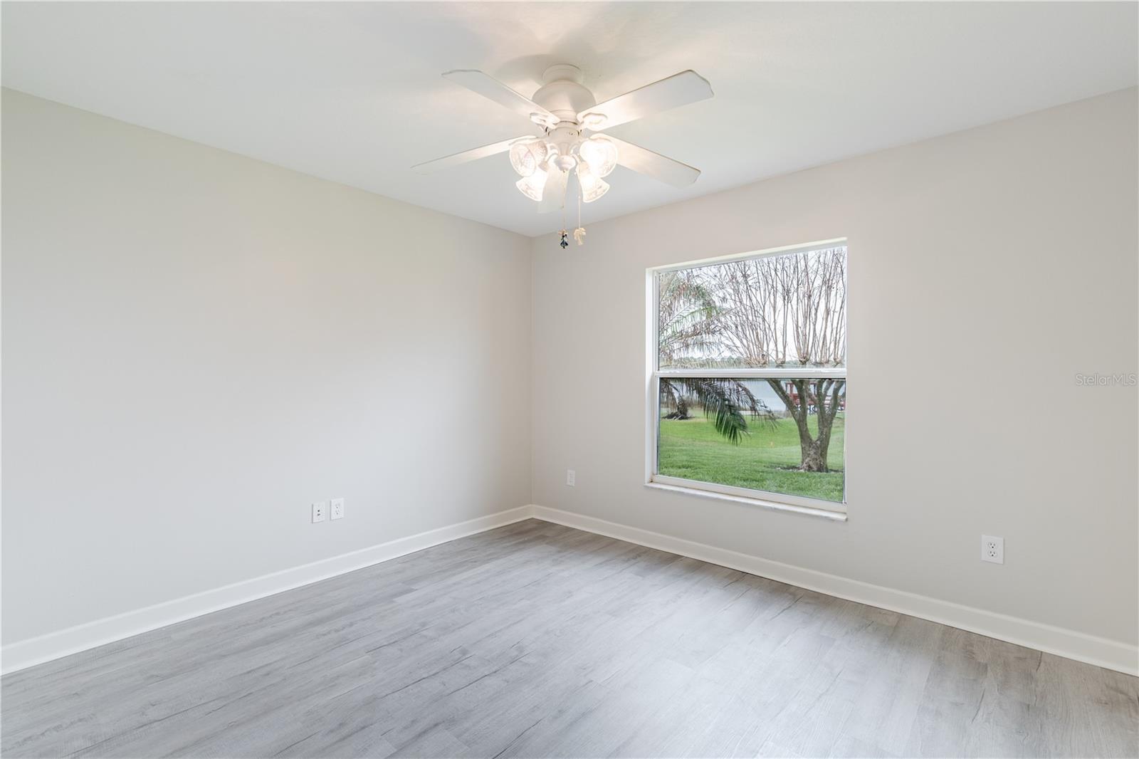 3804 BAYSHORE CIR, TAVARES, FL, 32778