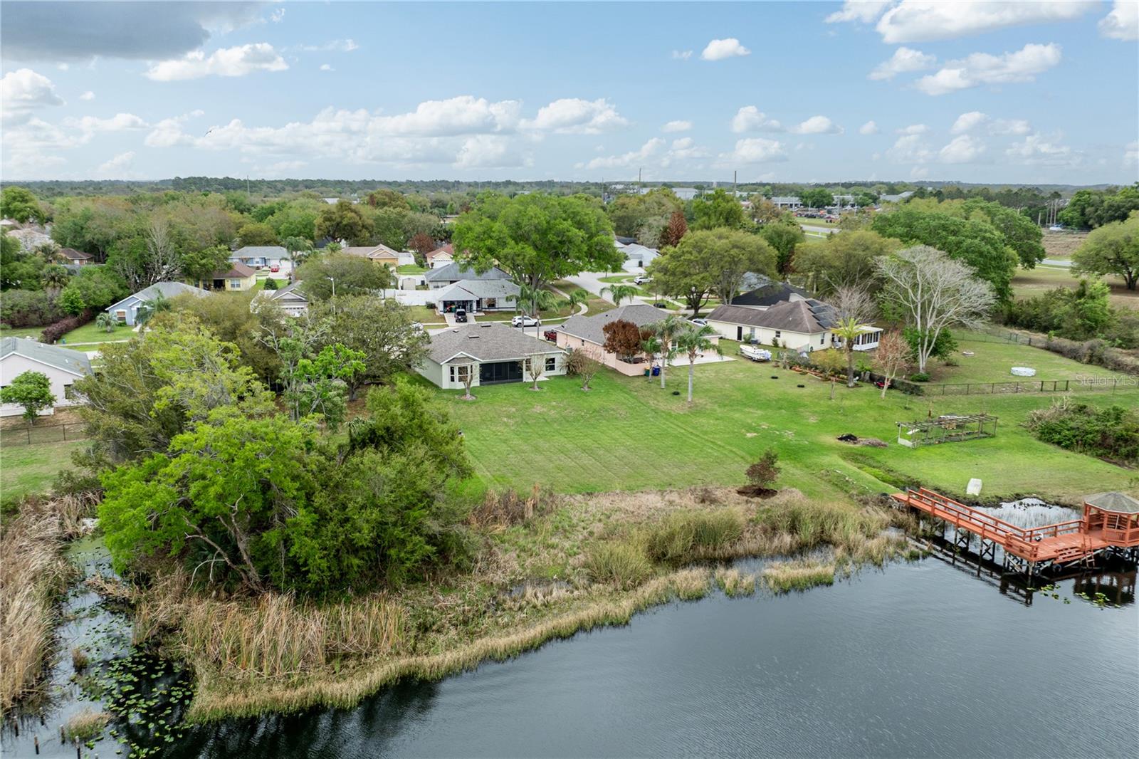 3804 BAYSHORE CIR, TAVARES, FL, 32778