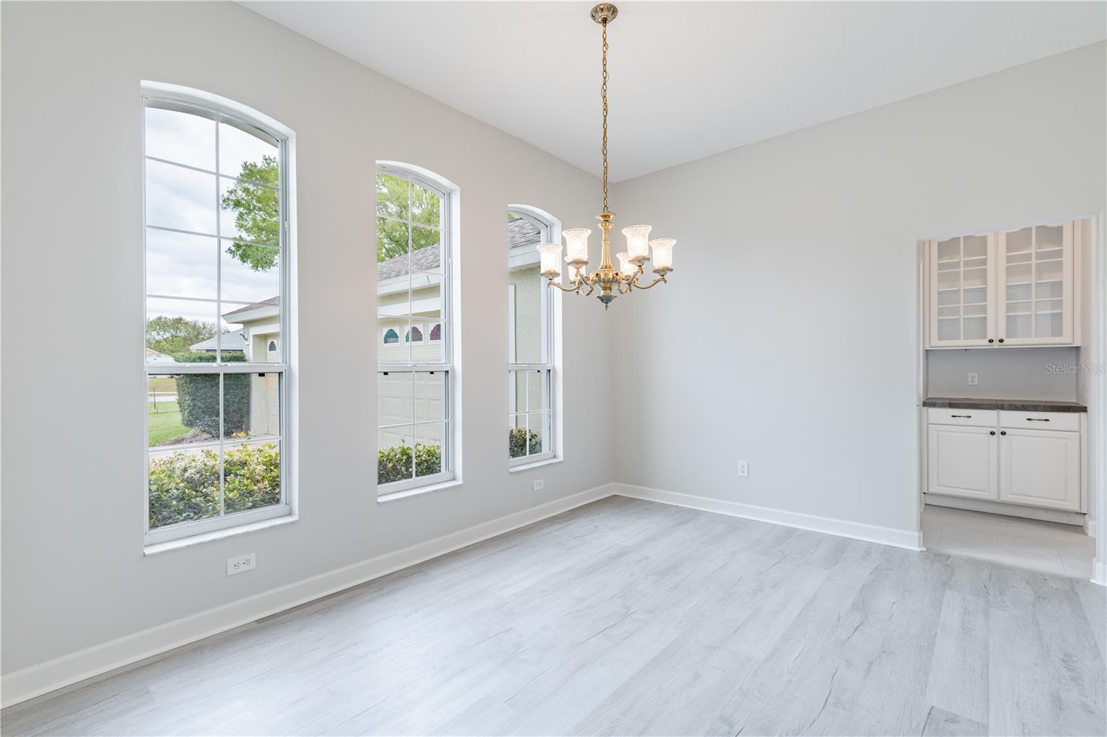 3804 BAYSHORE CIR, TAVARES, FL, 32778