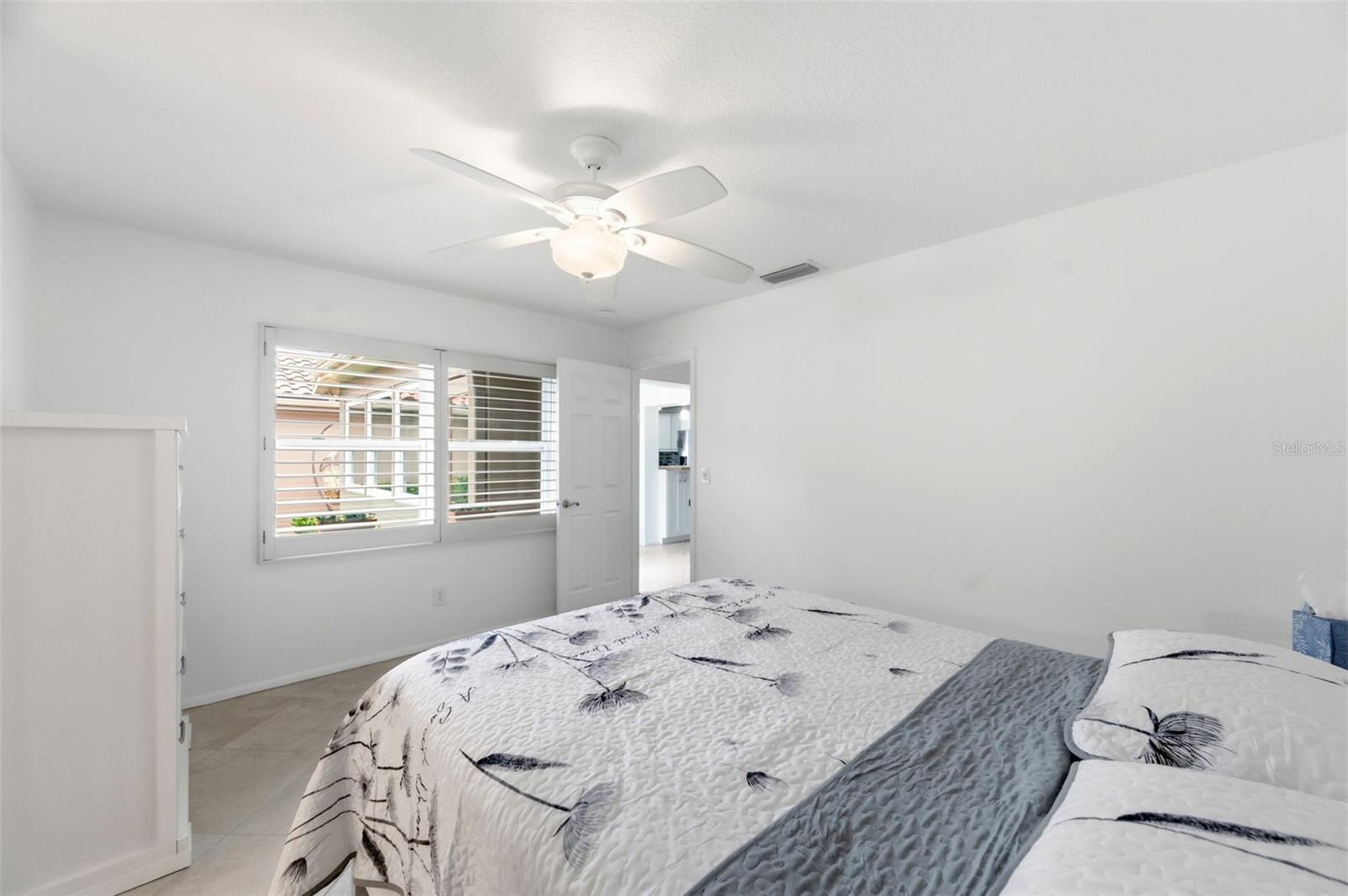 526 ST TROPEZ CIR NE, ST PETERSBURG, FL, 33703