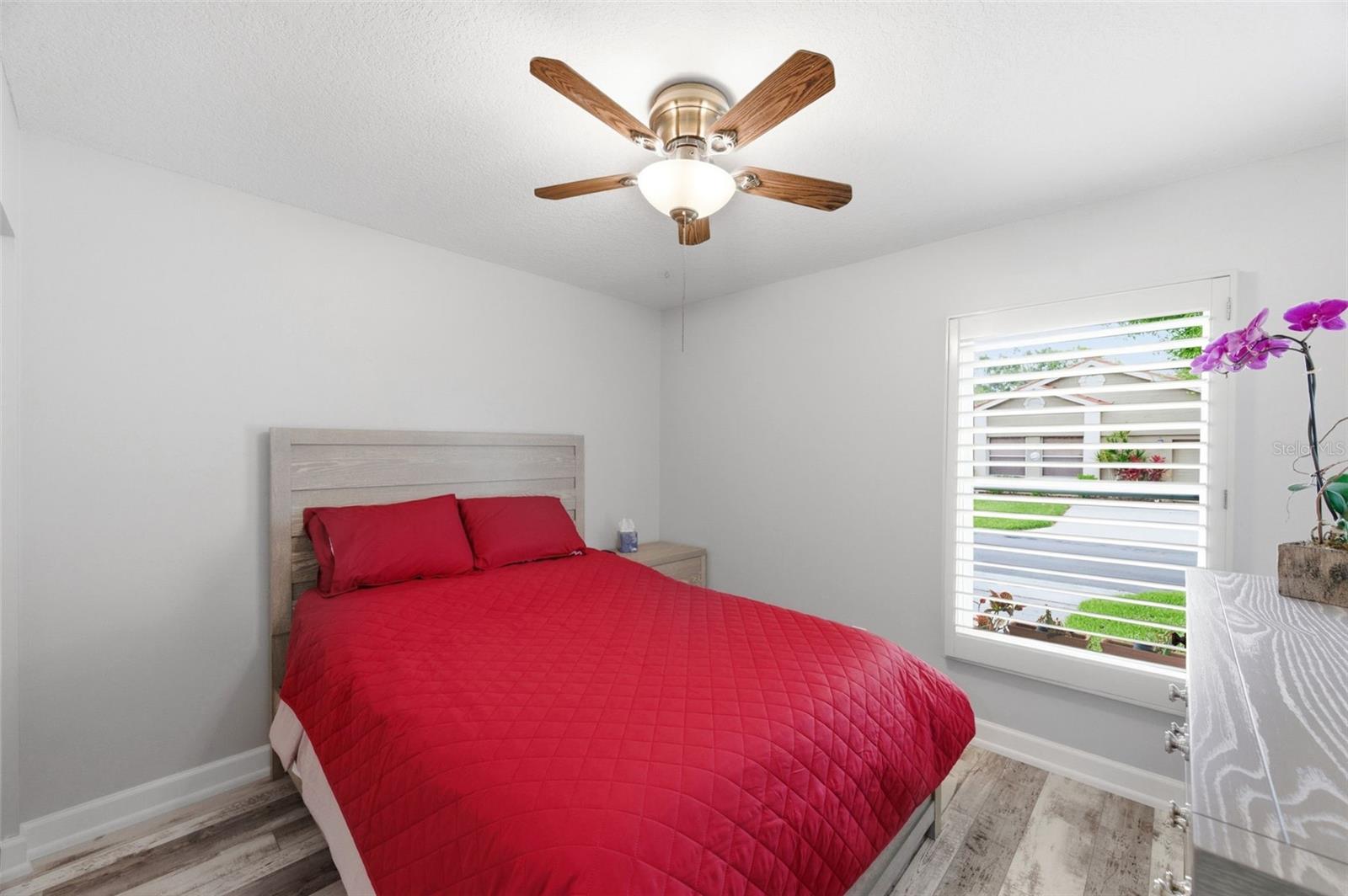 526 ST TROPEZ CIR NE, ST PETERSBURG, FL, 33703