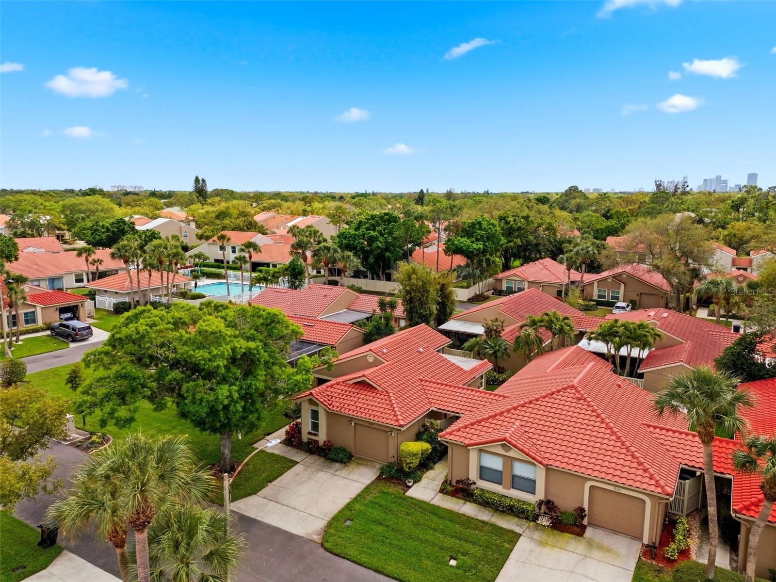 526 ST TROPEZ CIR NE, ST PETERSBURG, FL, 33703