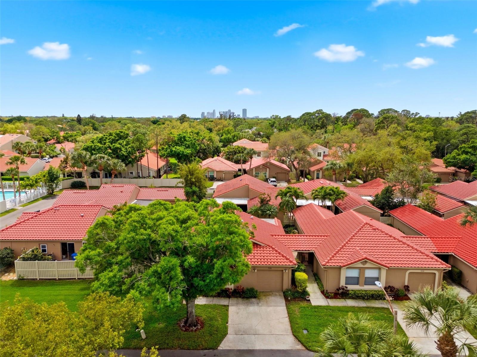 526 ST TROPEZ CIR NE, ST PETERSBURG, FL, 33703