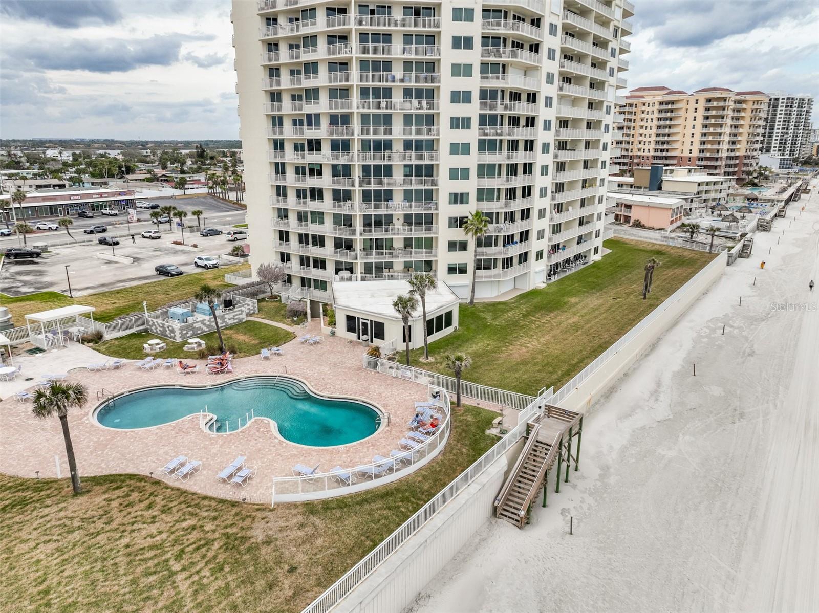 2545 S ATLANTIC AVE #104-105, DAYTONA BEACH SHORES, FL, 32118