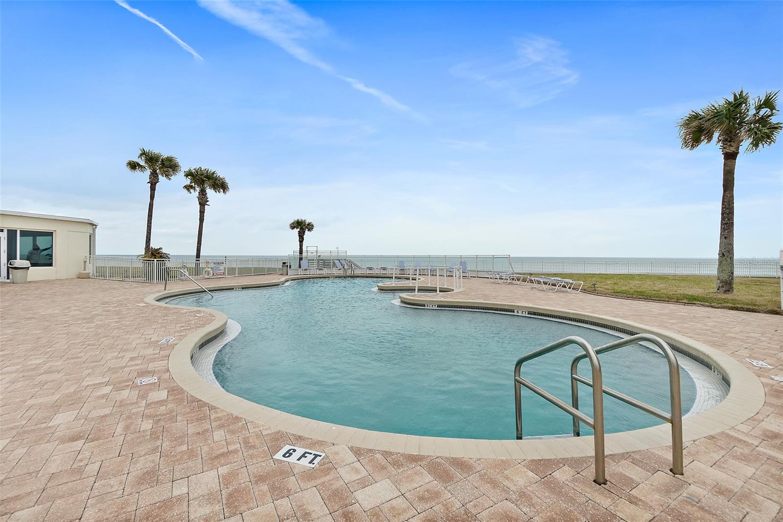 2545 S ATLANTIC AVE #104-105, DAYTONA BEACH SHORES, FL, 32118