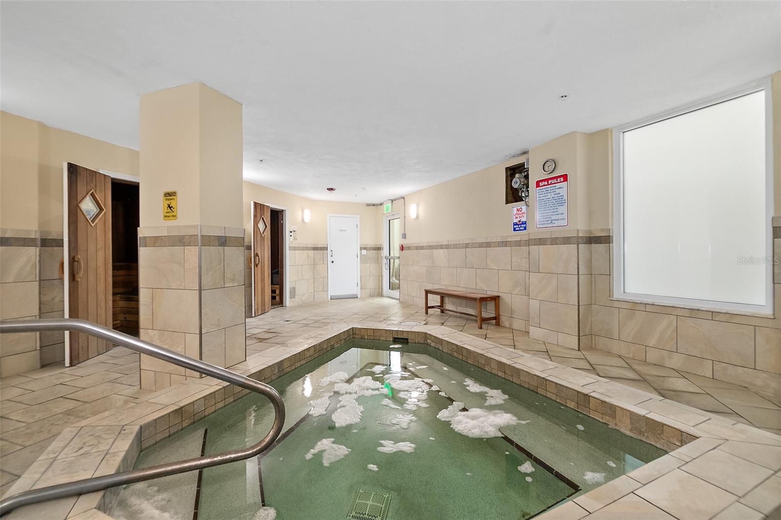2545 S ATLANTIC AVE #104-105, DAYTONA BEACH SHORES, FL, 32118