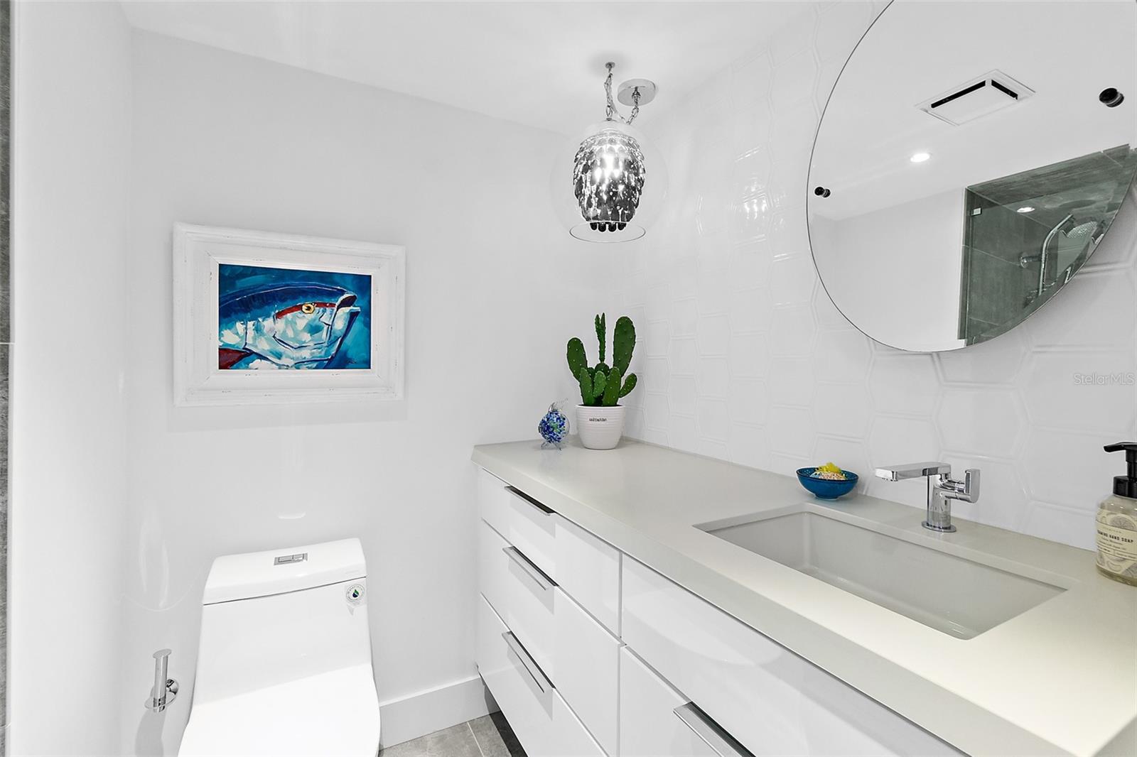 2545 S ATLANTIC AVE #104-105, DAYTONA BEACH SHORES, FL, 32118