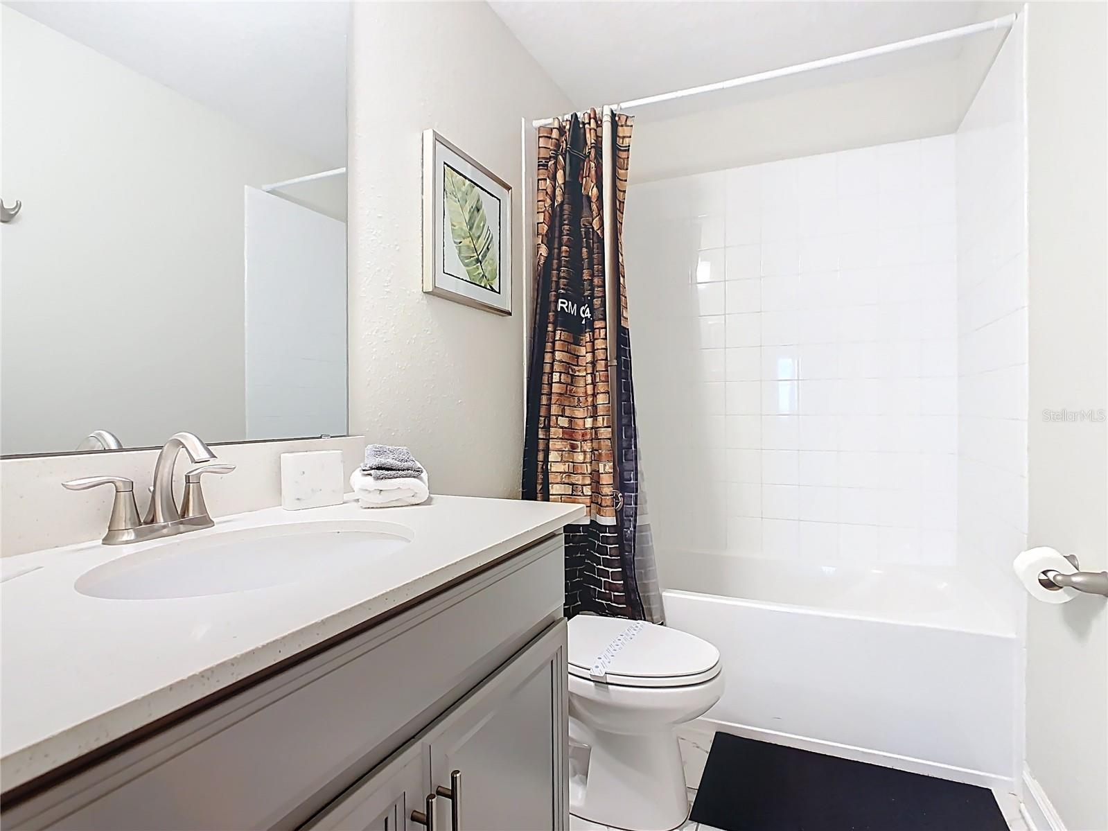 303 OCEAN COURSE AVE, DAVENPORT, FL, 33896