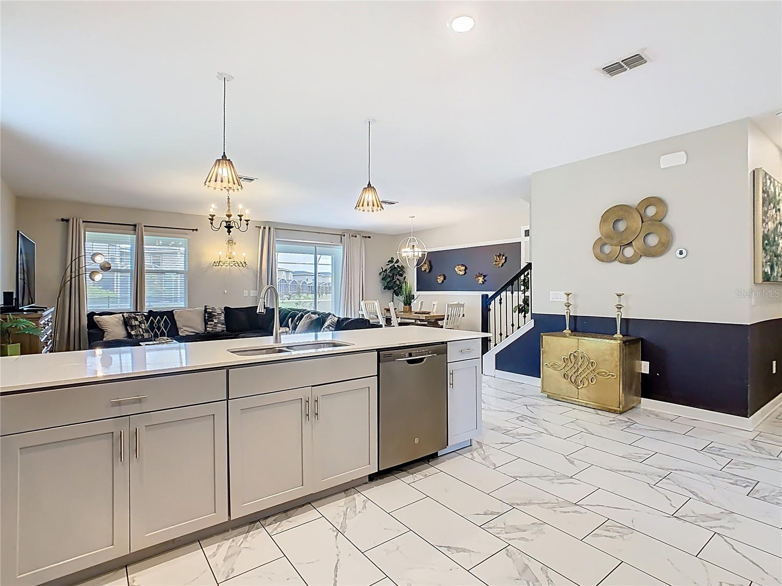 303 OCEAN COURSE AVE, DAVENPORT, FL, 33896