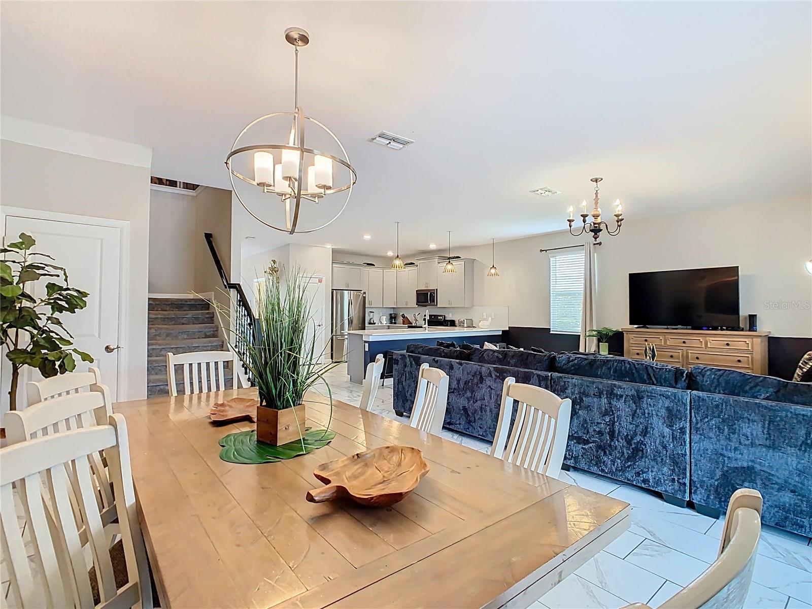 303 OCEAN COURSE AVE, DAVENPORT, FL, 33896