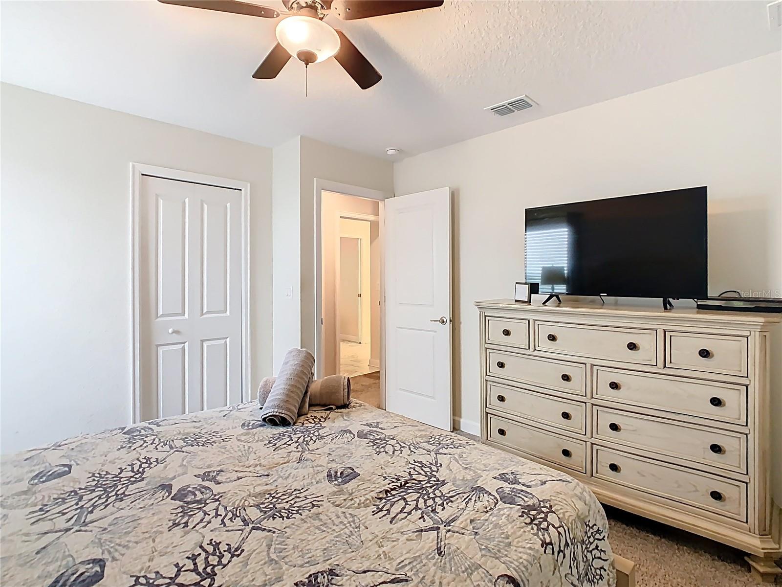 303 OCEAN COURSE AVE, DAVENPORT, FL, 33896