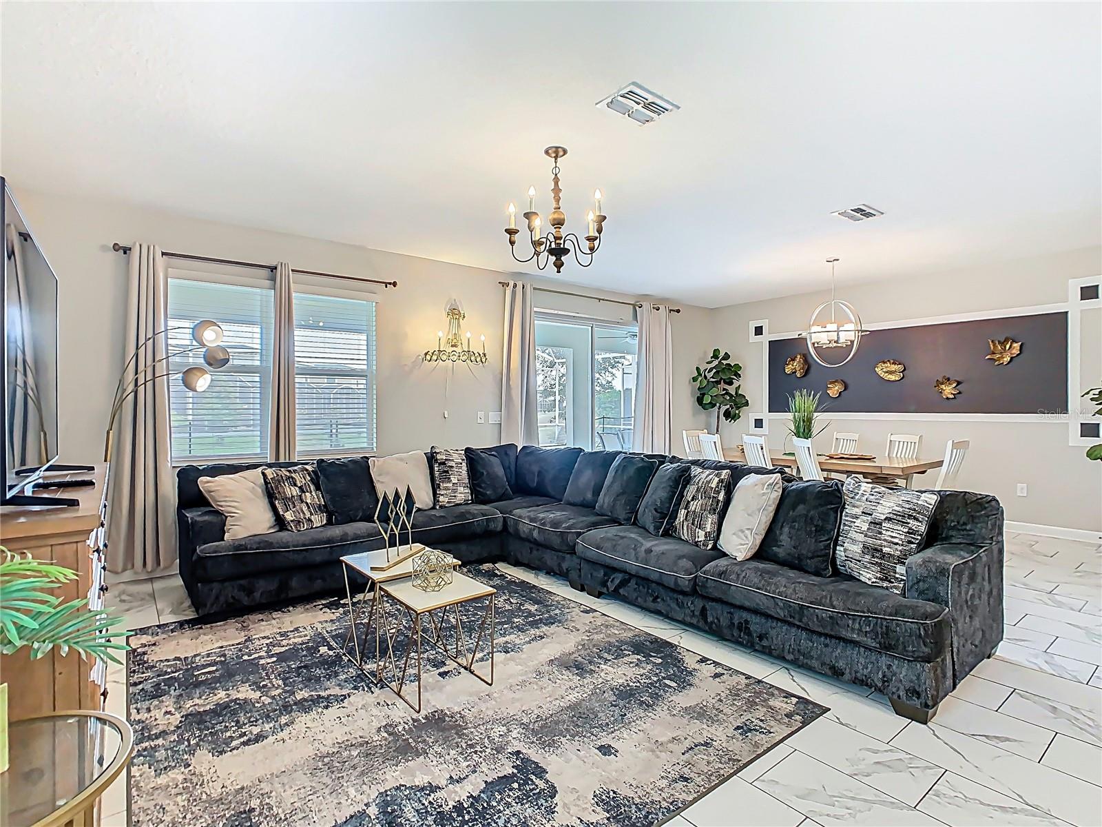 303 OCEAN COURSE AVE, DAVENPORT, FL, 33896