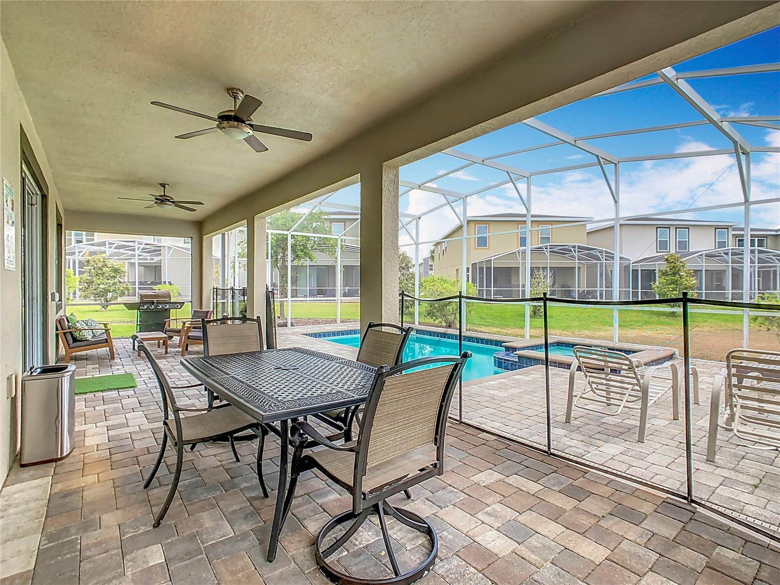 303 OCEAN COURSE AVE, DAVENPORT, FL, 33896
