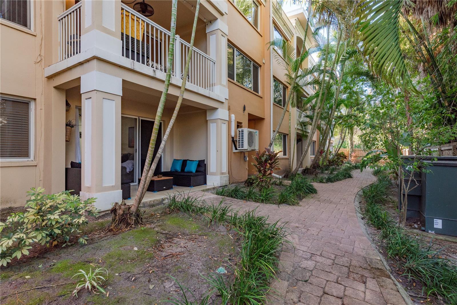 950 BROADWAY #103, DUNEDIN, FL, 34698