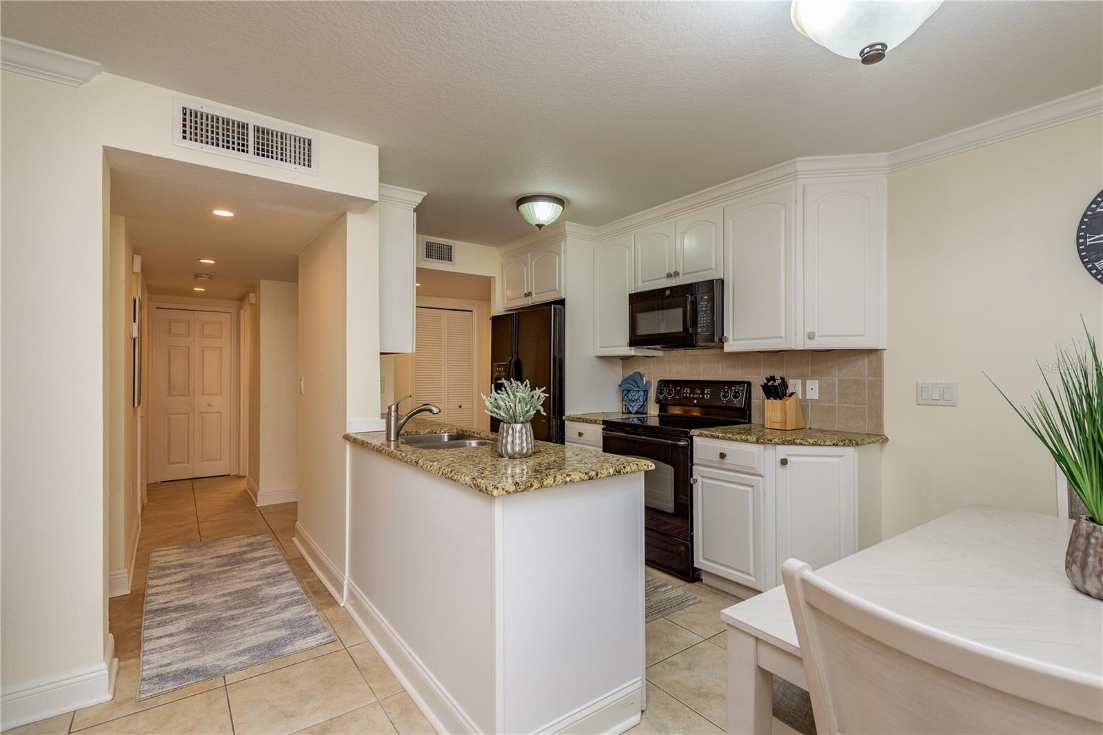 950 BROADWAY #103, DUNEDIN, FL, 34698