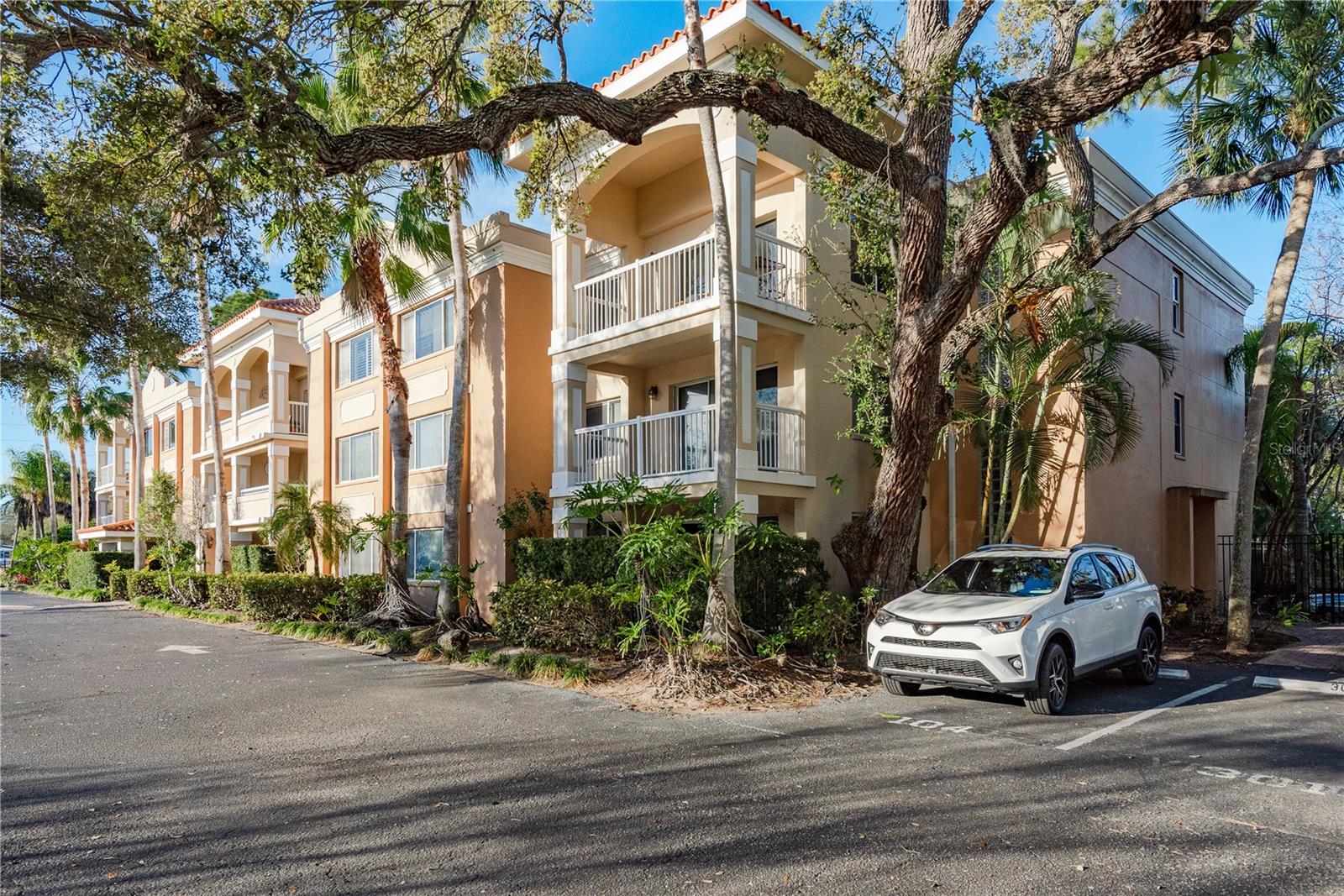 950 BROADWAY #103, DUNEDIN, FL, 34698