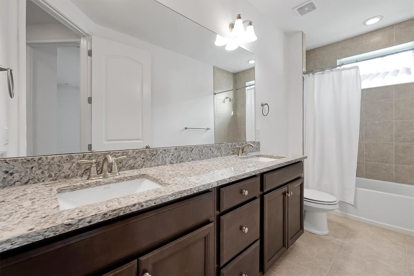 13024 BOTTESFORD DR, ORLANDO, FL, 32832