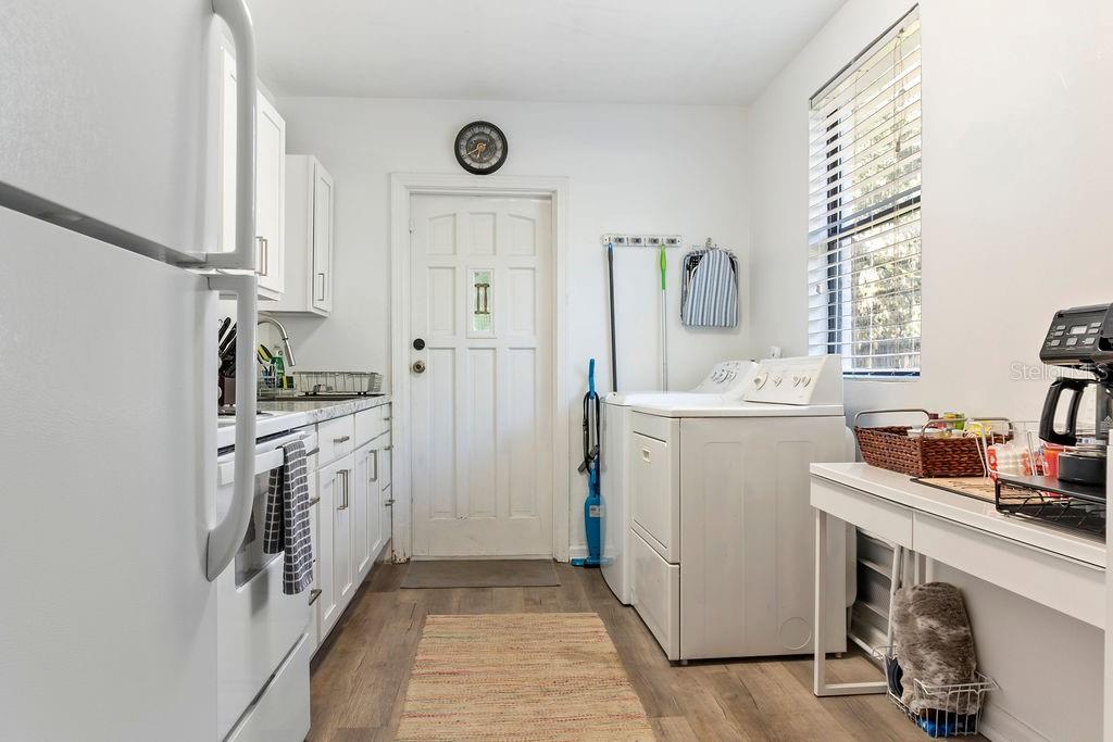 825 NW 19TH AVE, GAINESVILLE, FL, 32609