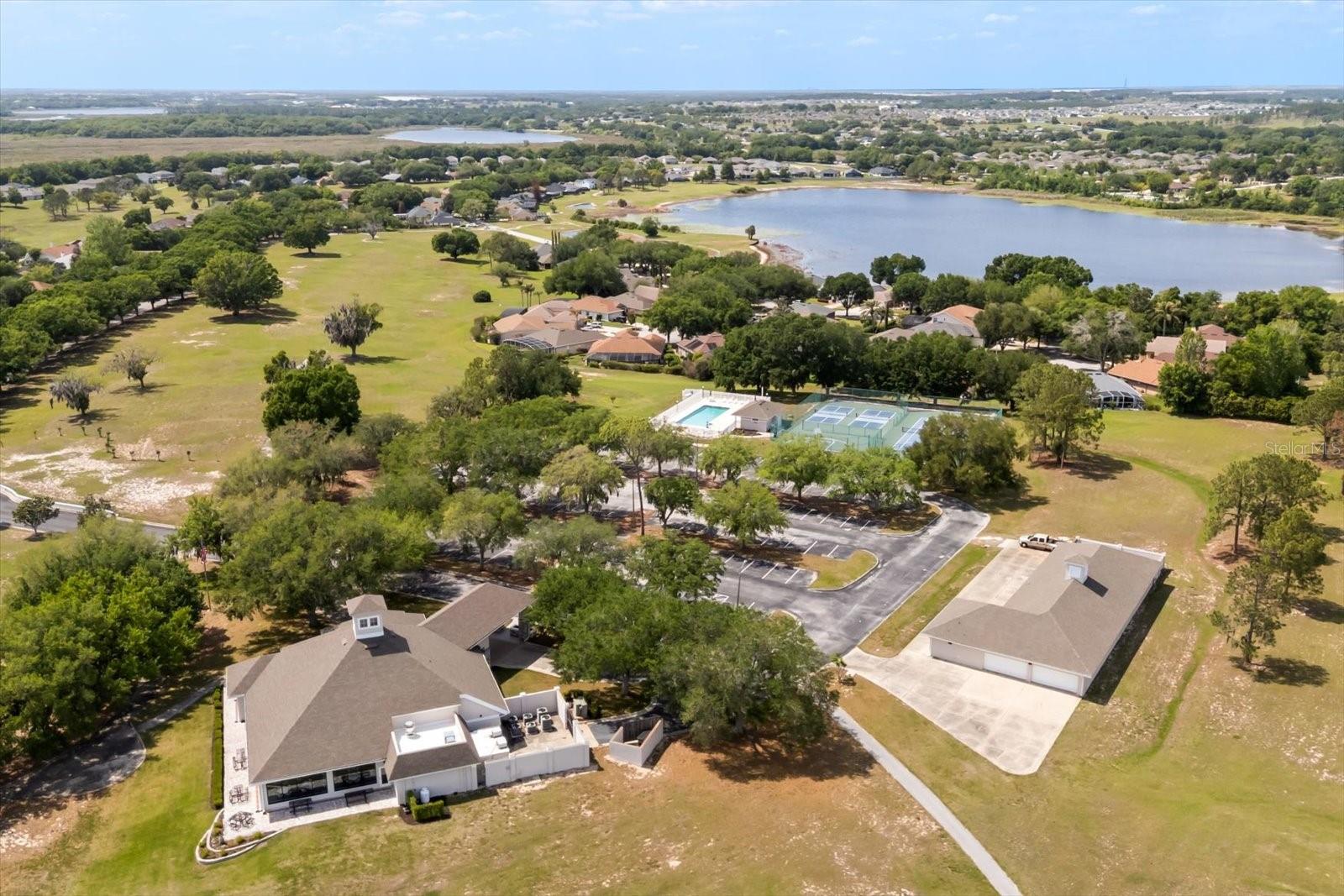 10260 SPRING LAKE DR, CLERMONT, FL, 34711