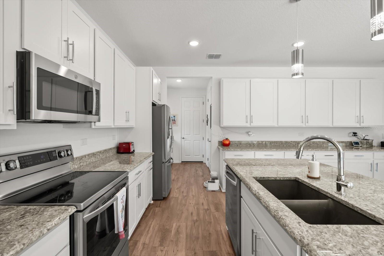 10260 SPRING LAKE DR, CLERMONT, FL, 34711