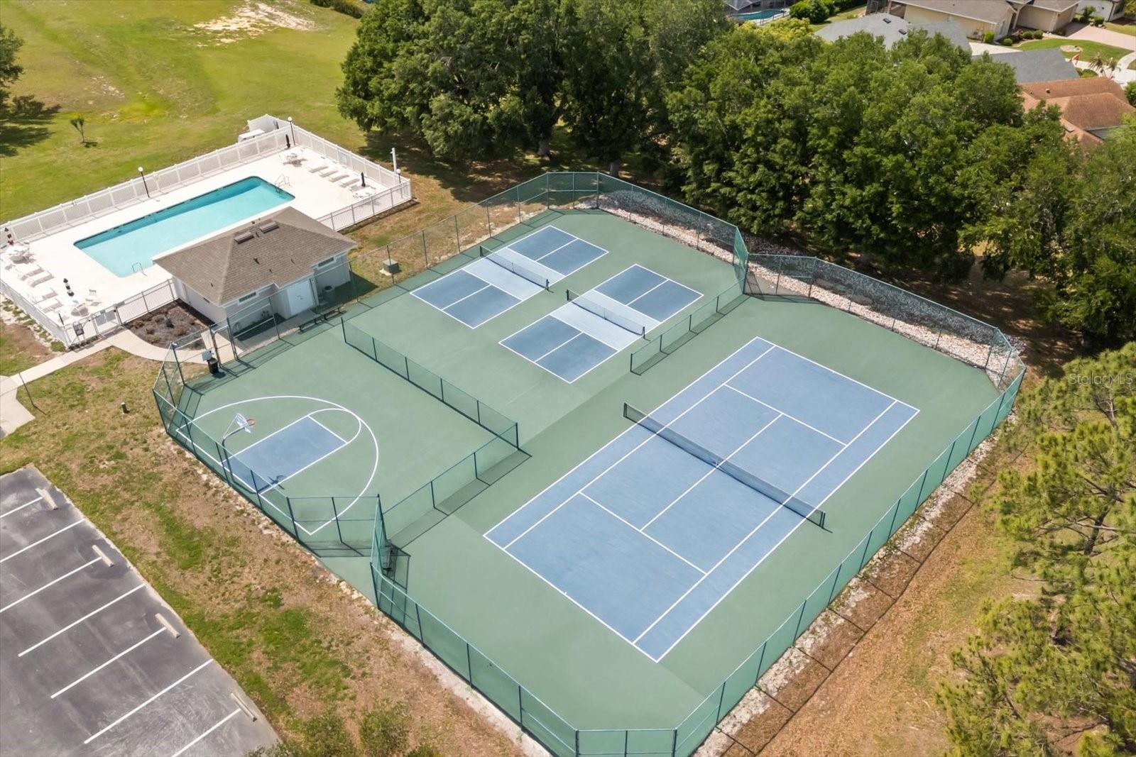 10260 SPRING LAKE DR, CLERMONT, FL, 34711