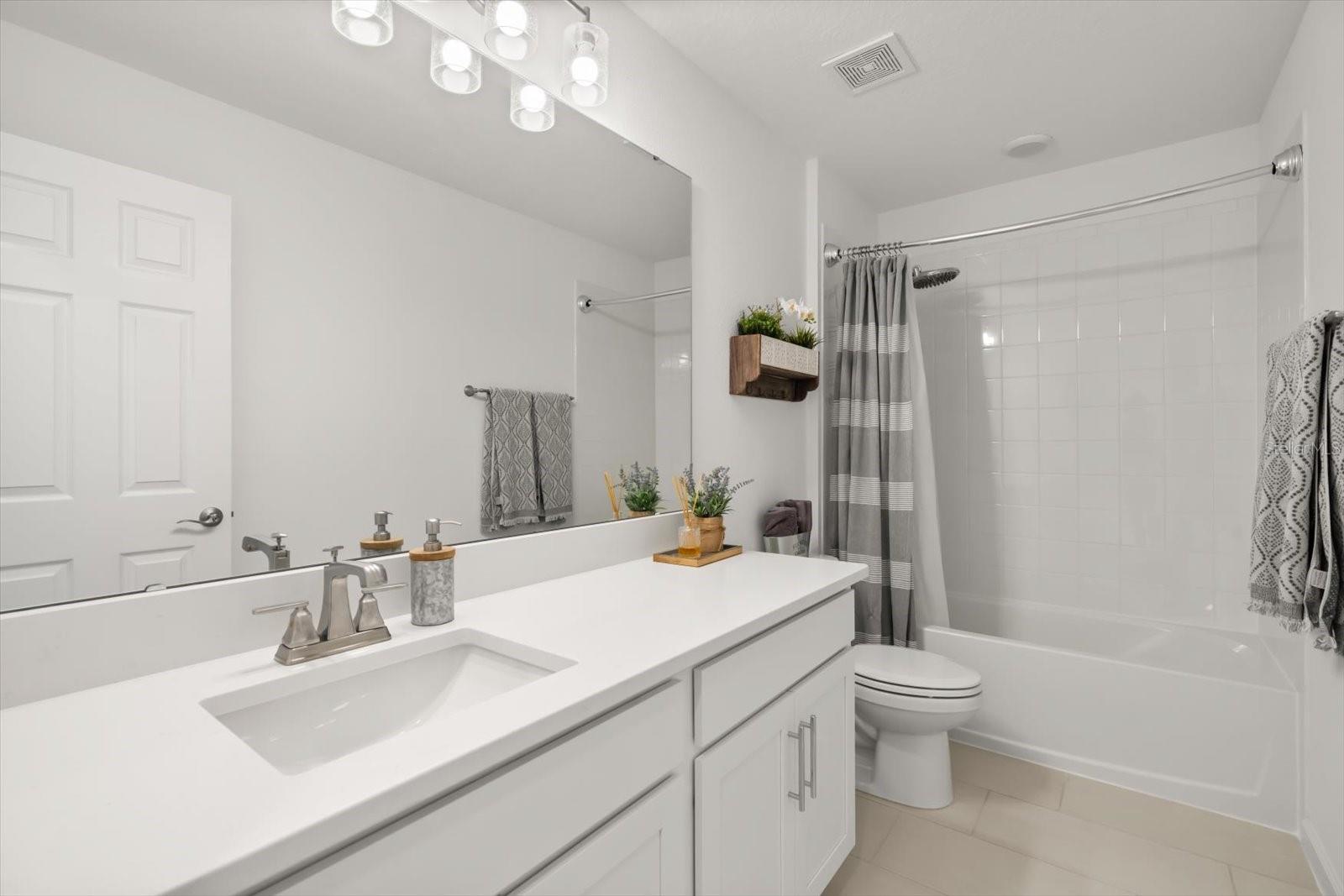 10260 SPRING LAKE DR, CLERMONT, FL, 34711